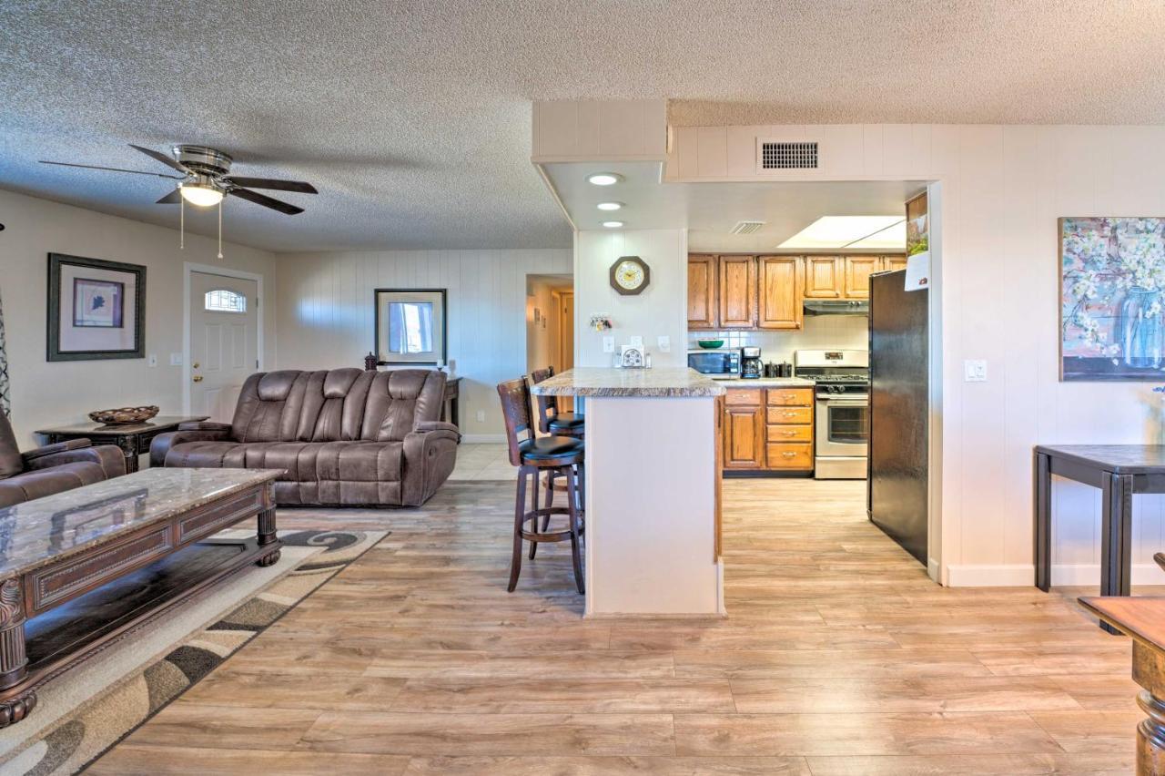 Lake Havasu Home With Pool - 2 Miles To Waterfront! 레이크 하바슈 시티 외부 사진