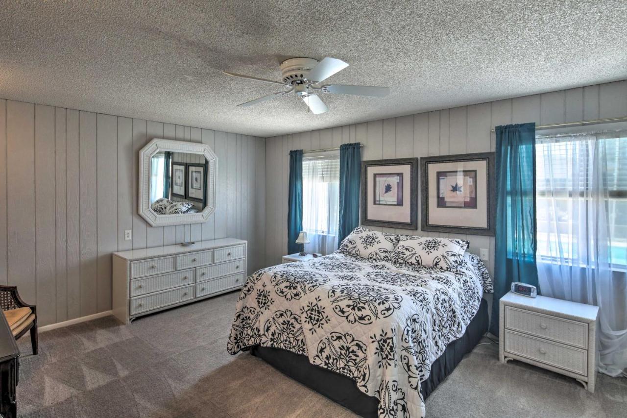 Lake Havasu Home With Pool - 2 Miles To Waterfront! 레이크 하바슈 시티 외부 사진